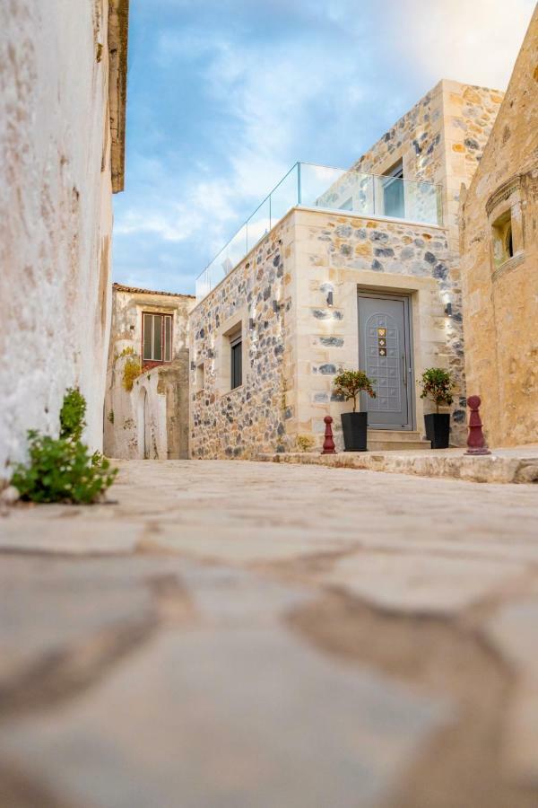 Marilena Natural Stone House, By Hellocrete Pigi  Exterior photo